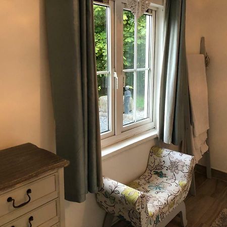 The Cottage Ballinaleucra Экстерьер фото